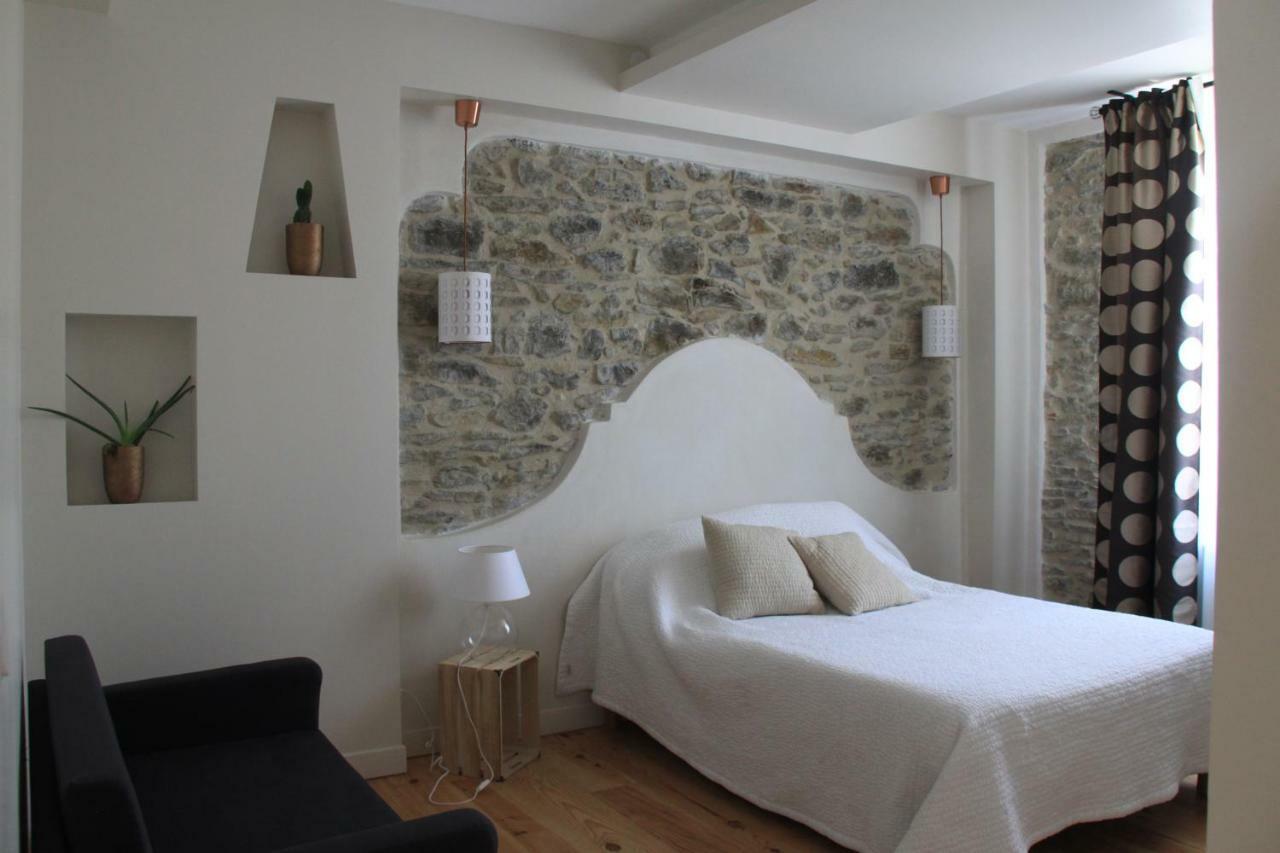 Le Logis Gout Apartamento Carcassonne Exterior foto